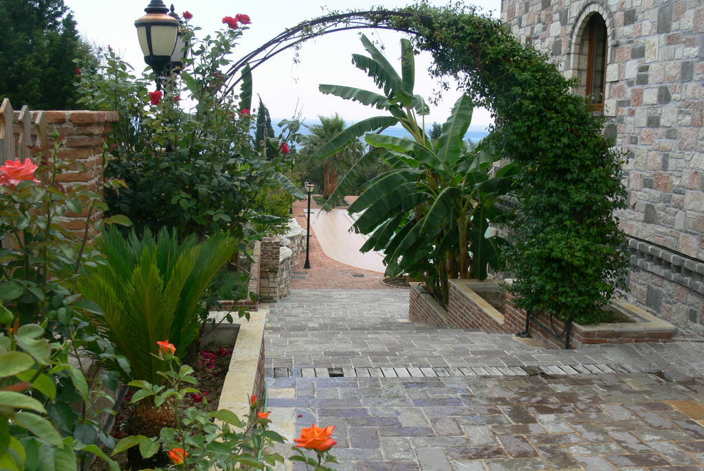 Hotel Sarajet E Pashait 1 Dhermi Exterior photo